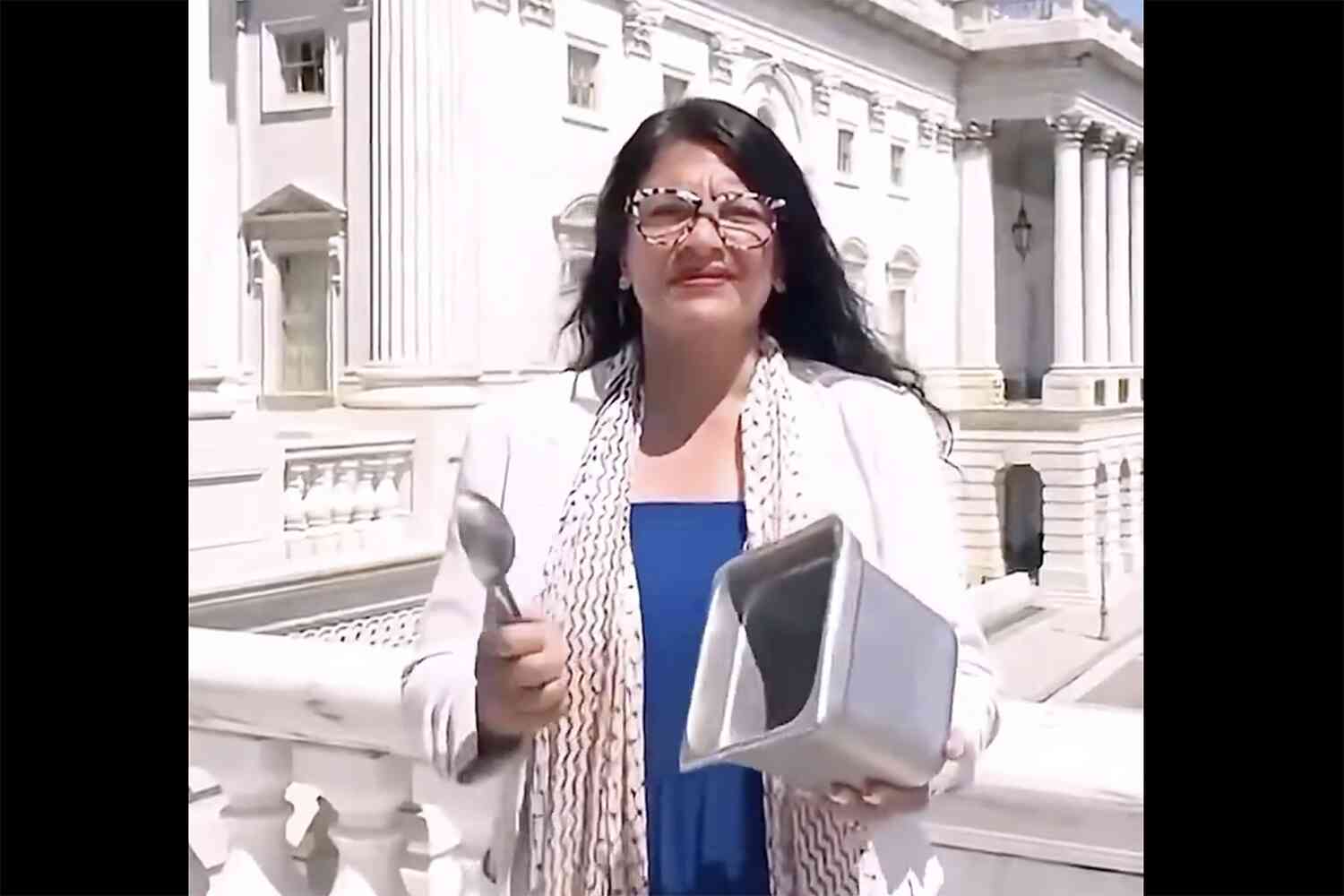 Thumbnail for Apparently this is how Rashida Tlaib shows her support for Palestine 🤣