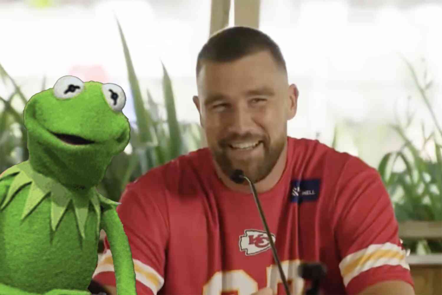 Thumbnail for Travis Kelce is out in Brazil mimicking Patrick Mahomes 🤣