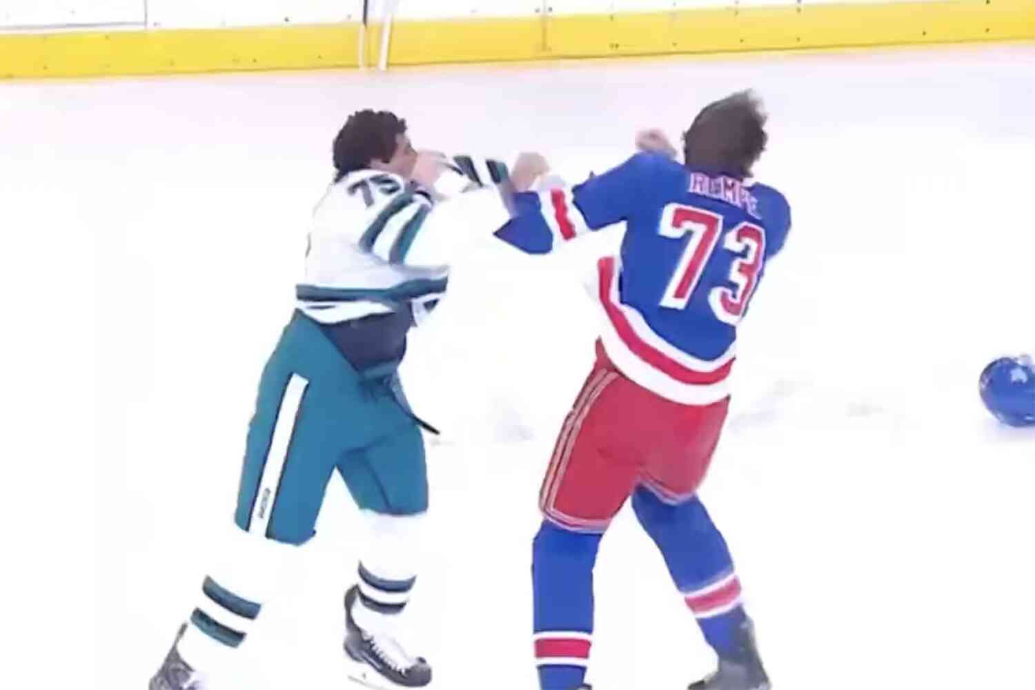 Thumbnail for WATCH: We had a good, old-fashioned hockey fight in the NHL last night 😌