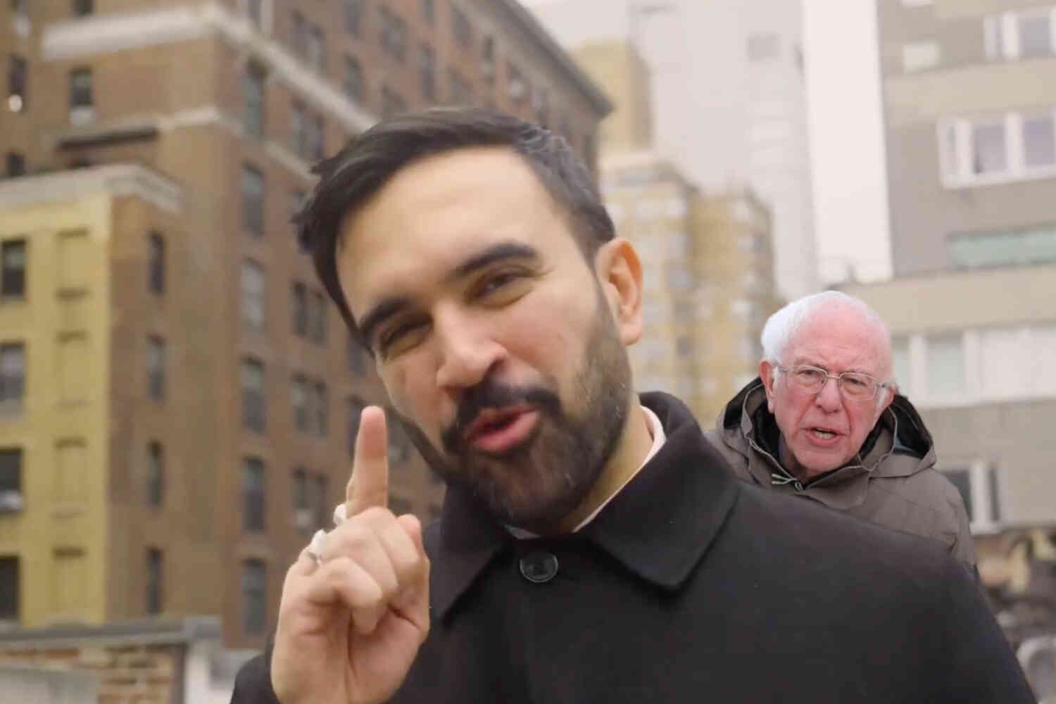 Thumbnail for VIDEO: Socialist Mayor-Elect Immediately Asks New Yorkers For Money